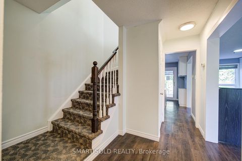 Photo 6 at 90 Moon Drive, Ardagh, Barrie
