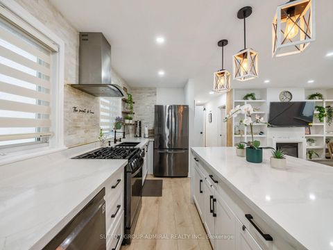 Photo 4 at 65 Woodbury Road, City Centre West, Toronto