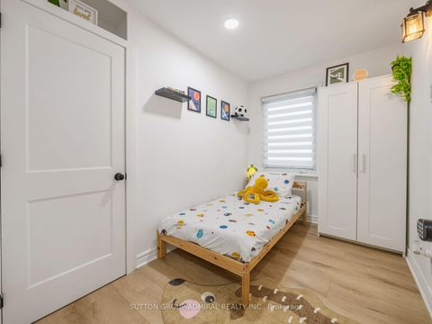 Photo 22 at 65 Woodbury Road, City Centre West, Toronto