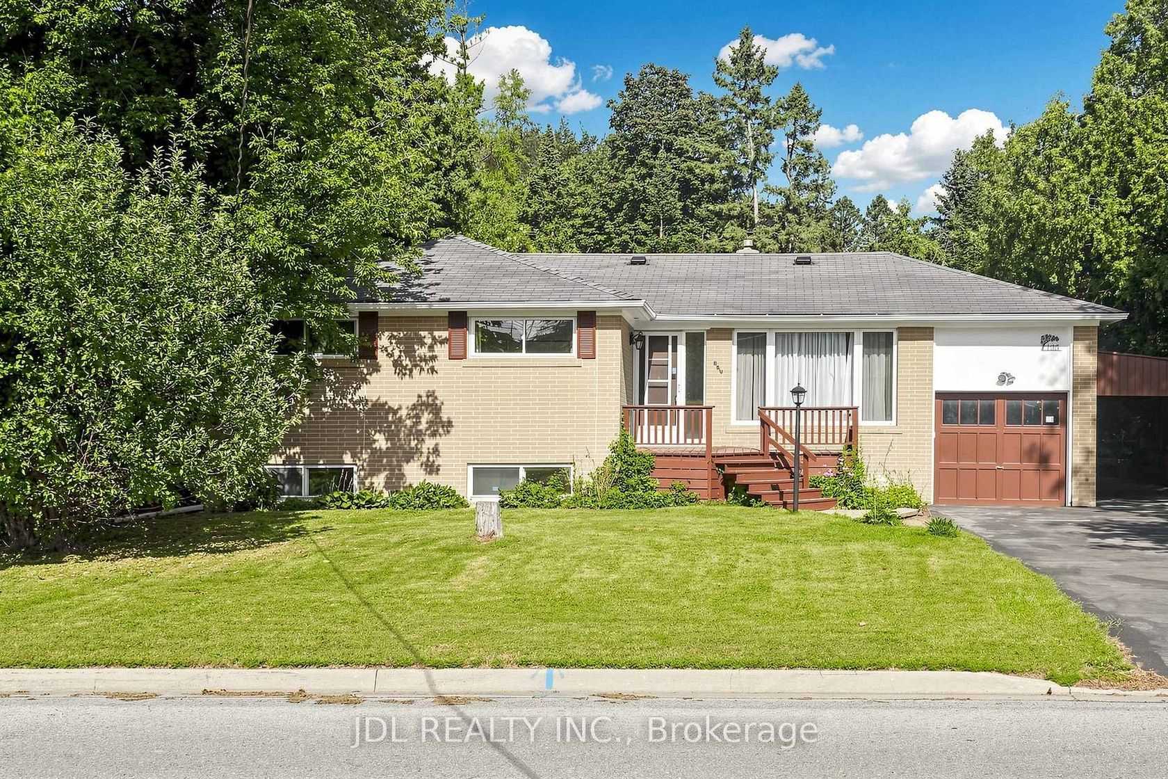 105 Park Avenue, Central Newmarket, Newmarket photo 5
