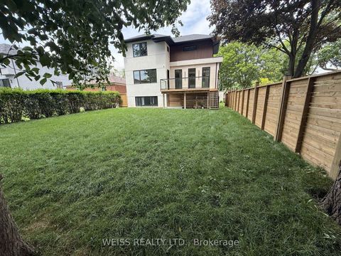 Photo 1 at 137 Bannockburn Avenue, Nortown, Toronto