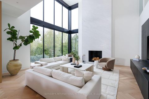 Photo 10 at 7 Appleby Court, City Centre West, Toronto