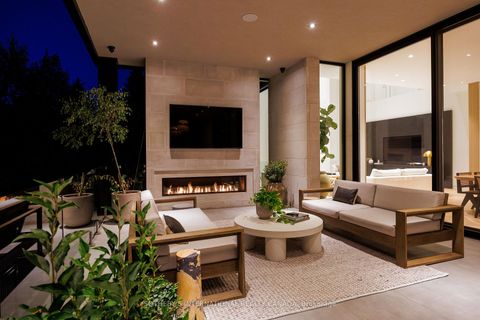 Photo 14 at 7 Appleby Court, City Centre West, Toronto