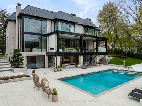 Photo 17 at 7 Appleby Court, City Centre West, Toronto