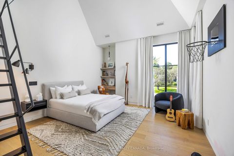 Photo 25 at 7 Appleby Court, City Centre West, Toronto