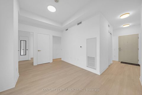 Photo 10 at 1124 - 500 Wilson Avenue, Clanton Park, Toronto