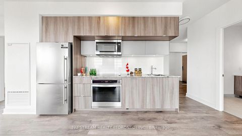 Photo 13 at 2708 - 575 Bloor Street E, North St. James Town, Toronto