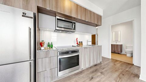 Photo 14 at 2708 - 575 Bloor Street E, North St. James Town, Toronto