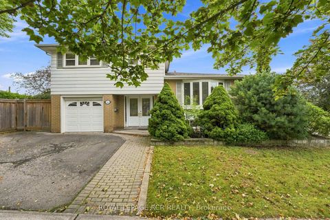 Photo 1 at 101 Hill Drive, Aurora Heights, Aurora
