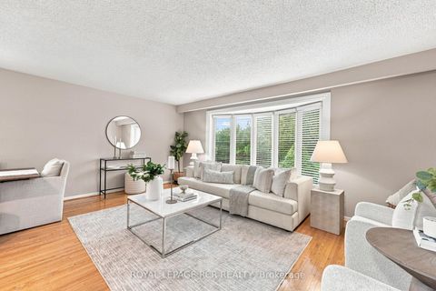 Photo 8 at 101 Hill Drive, Aurora Heights, Aurora