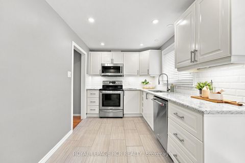 Photo 14 at 101 Hill Drive, Aurora Heights, Aurora
