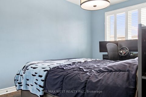 Photo 14 at 414 Belview Avenue, East Woodbridge, Vaughan