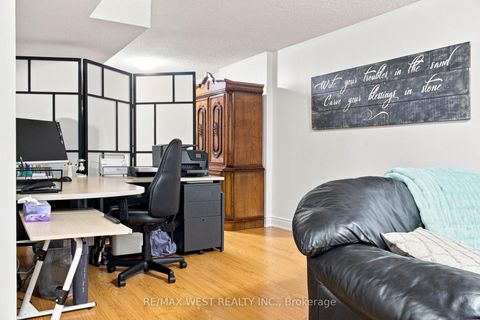 Photo 21 at 414 Belview Avenue, East Woodbridge, Vaughan