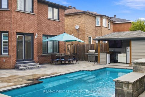 Photo 31 at 414 Belview Avenue, East Woodbridge, Vaughan