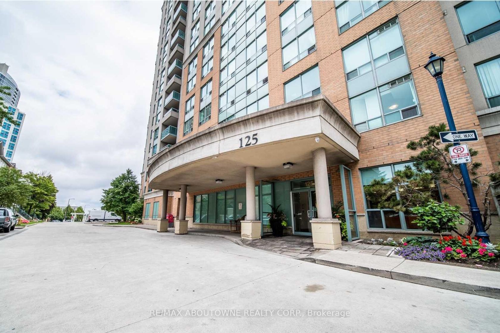 PH39 - 125 Omni Drive, Bendale, Toronto 