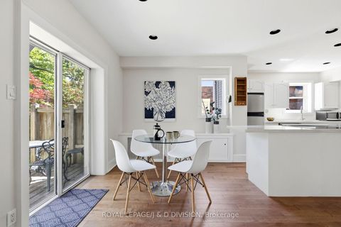 Photo 9 at 102 Ridge Drive, Moore Park, Toronto