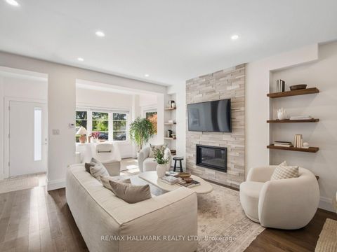 Photo 3 at 189 Greenwood Avenue, Coxwell, Toronto