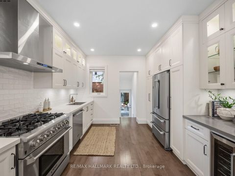 Photo 13 at 189 Greenwood Avenue, Coxwell, Toronto