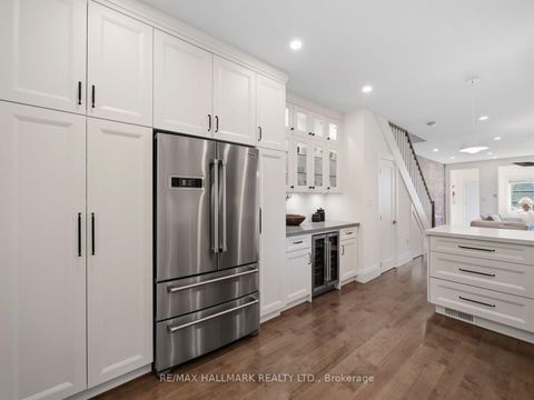 Photo 18 at 189 Greenwood Avenue, Coxwell, Toronto