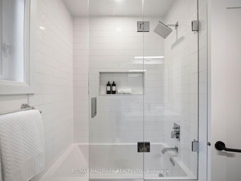 Photo 32 at 189 Greenwood Avenue, Coxwell, Toronto