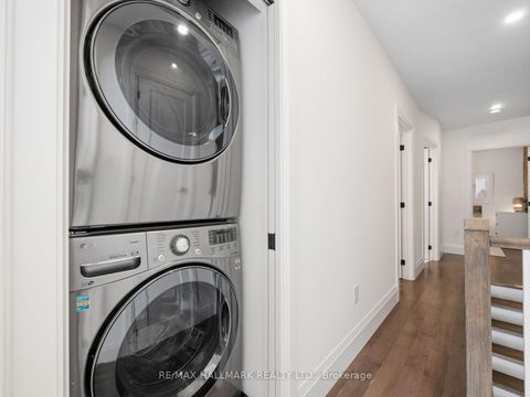 Photo 33 at 189 Greenwood Avenue, Coxwell, Toronto