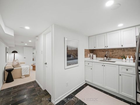 Photo 36 at 189 Greenwood Avenue, Coxwell, Toronto
