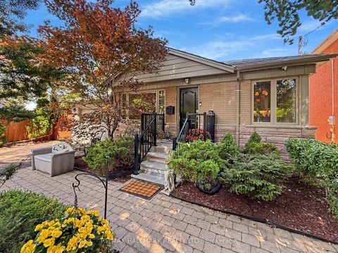 Photo 1 at 52 Colonel Danforth Trail, Centennial Scarborough, Toronto