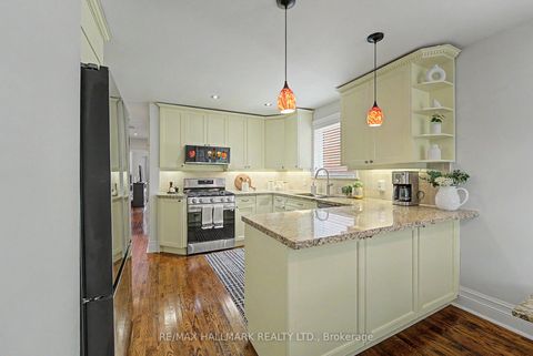 Photo 8 at 52 Colonel Danforth Trail, Centennial Scarborough, Toronto