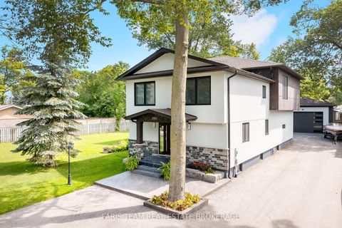 Photo 2 at 3951 Alberta Avenue, Rural Innisfil, Innisfil