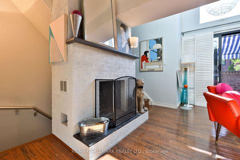 Photo 7 at 21 - 17 Pembroke Street, Moss Park, Toronto