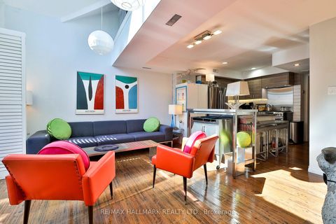 Photo 11 at 21 - 17 Pembroke Street, Moss Park, Toronto