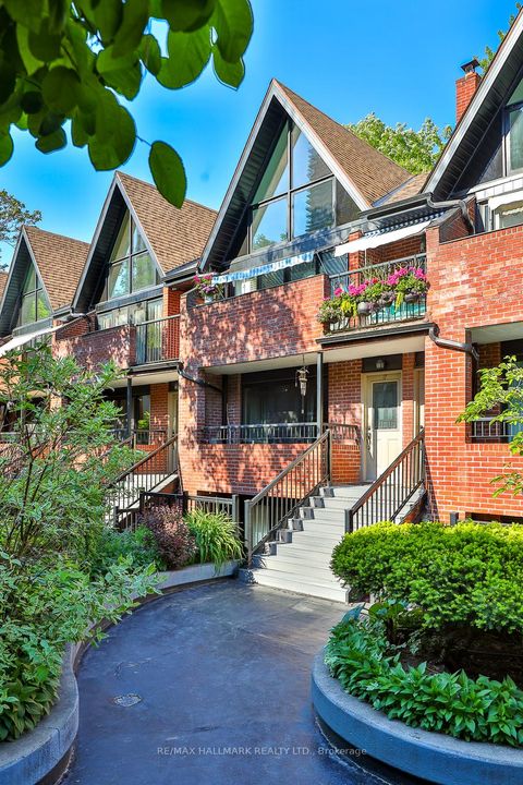 Photo 37 at 21 - 17 Pembroke Street, Moss Park, Toronto