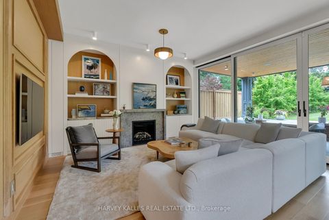 Photo 18 at 82 Sherwood Avenue, Mount Pleasant East, Toronto