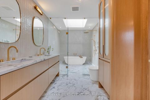 Photo 39 at 82 Sherwood Avenue, Mount Pleasant East, Toronto