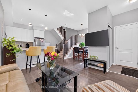 Photo 3 at 63 - 35 Applewood Lane, Etobicoke West Mall, Toronto