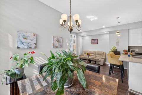Photo 6 at 63 - 35 Applewood Lane, Etobicoke West Mall, Toronto
