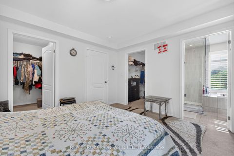 Photo 19 at 63 - 35 Applewood Lane, Etobicoke West Mall, Toronto