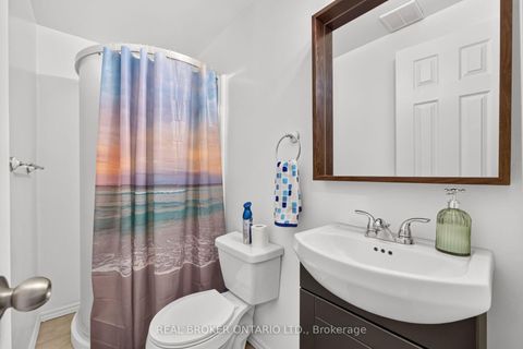 Photo 29 at 63 - 35 Applewood Lane, Etobicoke West Mall, Toronto