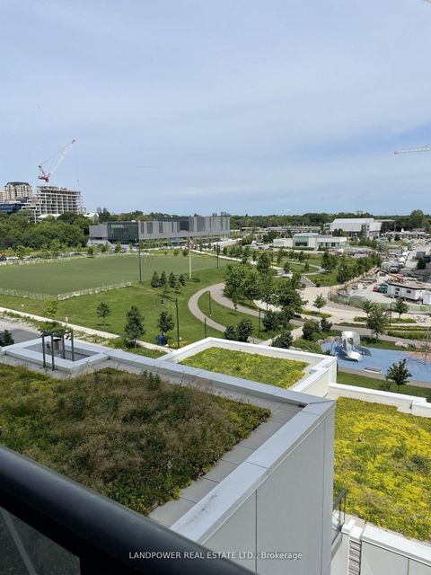 Photo 7 at 810 - 85 McMahon Drive, Bayview Village, Toronto