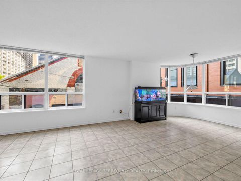 Photo 3 at 210 - 25 Maitland Street, Yonge Corridor, Toronto
