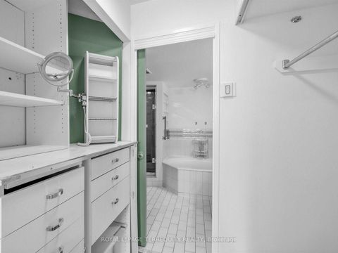 Photo 10 at 210 - 25 Maitland Street, Yonge Corridor, Toronto