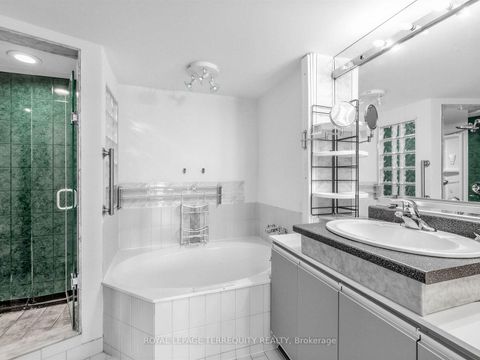 Photo 11 at 210 - 25 Maitland Street, Yonge Corridor, Toronto