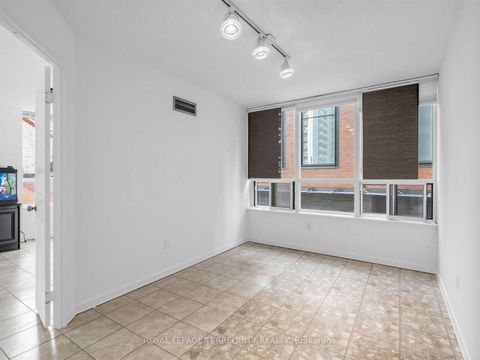 Photo 23 at 210 - 25 Maitland Street, Yonge Corridor, Toronto