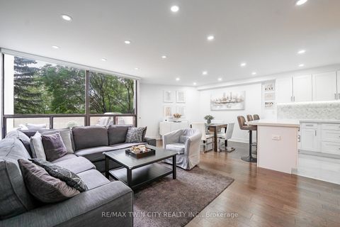 Photo 7 at A32 - 288 Mill Road, Markland Wood, Toronto