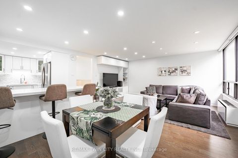 Photo 8 at A32 - 288 Mill Road, Markland Wood, Toronto