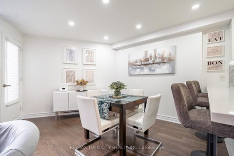 Photo 10 at A32 - 288 Mill Road, Markland Wood, Toronto