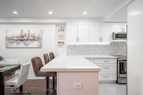 Photo 12 at A32 - 288 Mill Road, Markland Wood, Toronto