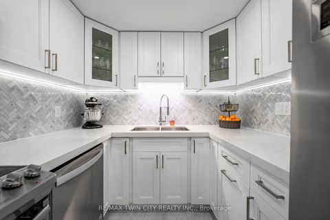 Photo 15 at A32 - 288 Mill Road, Markland Wood, Toronto