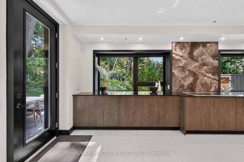 Photo 13 at 8 Breezewood Drive, Queensway, Toronto