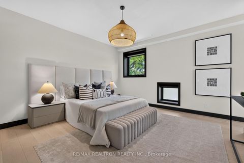 Photo 17 at 8 Breezewood Drive, Queensway, Toronto